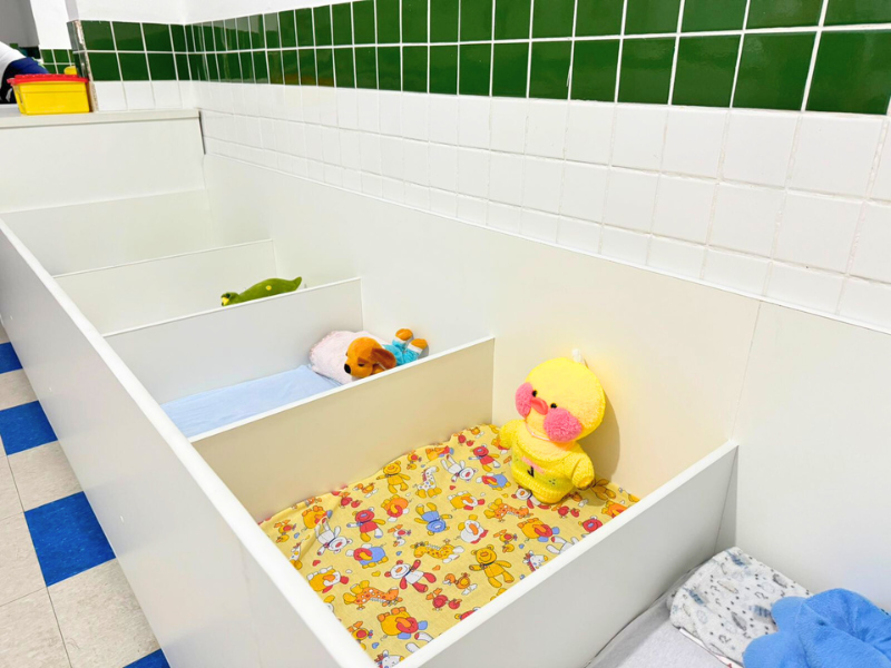 Sala com cadeiras